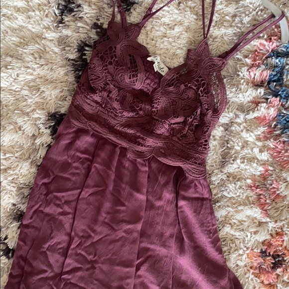 Vici listicle short dress - Picture 6 of 7